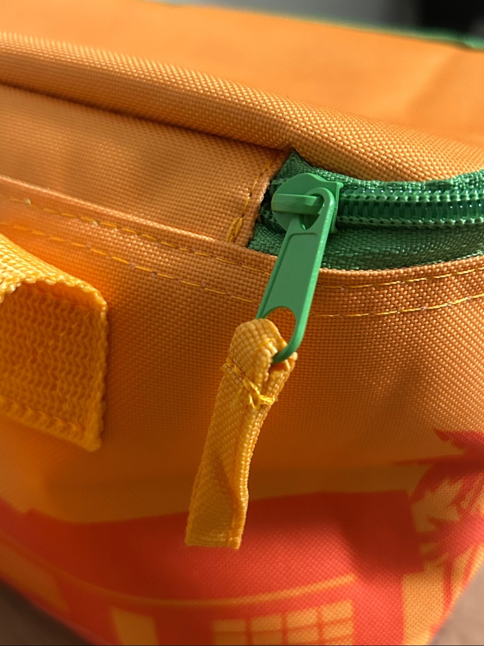 Trader Joe's Mini Insulated Lunch Bag in Bright Orange with Green Accents NEW - Picture 11 of 15